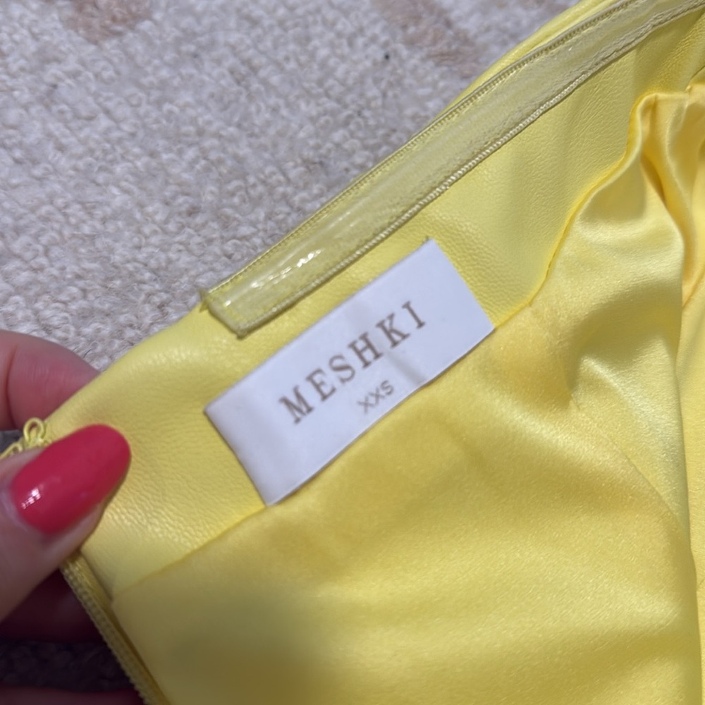 Meshki yellow vegan leather mini strapless dress size XXS - Picture 6 of 7